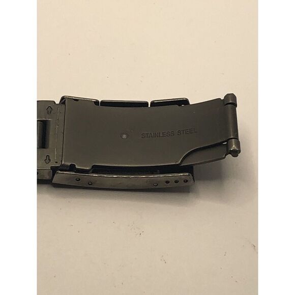 Authentic Fossil Watch Bracelet Parts Partial Band Clasp Links Grey 20mm FK87 - Picture 8 of 9